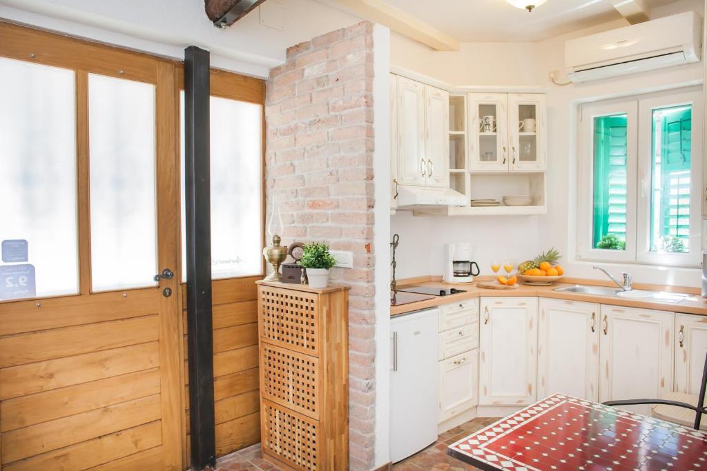 Hotel Apartments Laurus