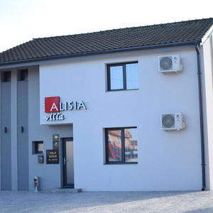 Hotel Villa Alisia cazare Baile Felix