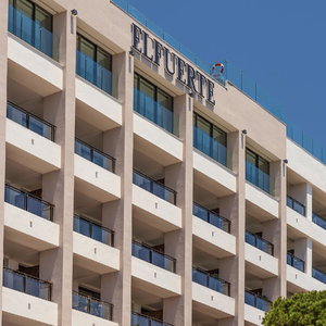 Hotel El Fuerte Marbella cazare Marbella