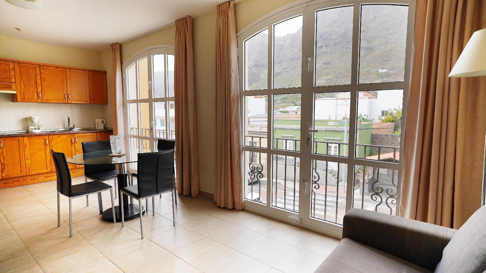 Hotel Coral Los Silos - Your Natural Accommodation Choice