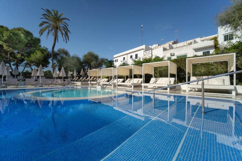 Sentido Fido Tucan - Adults Only