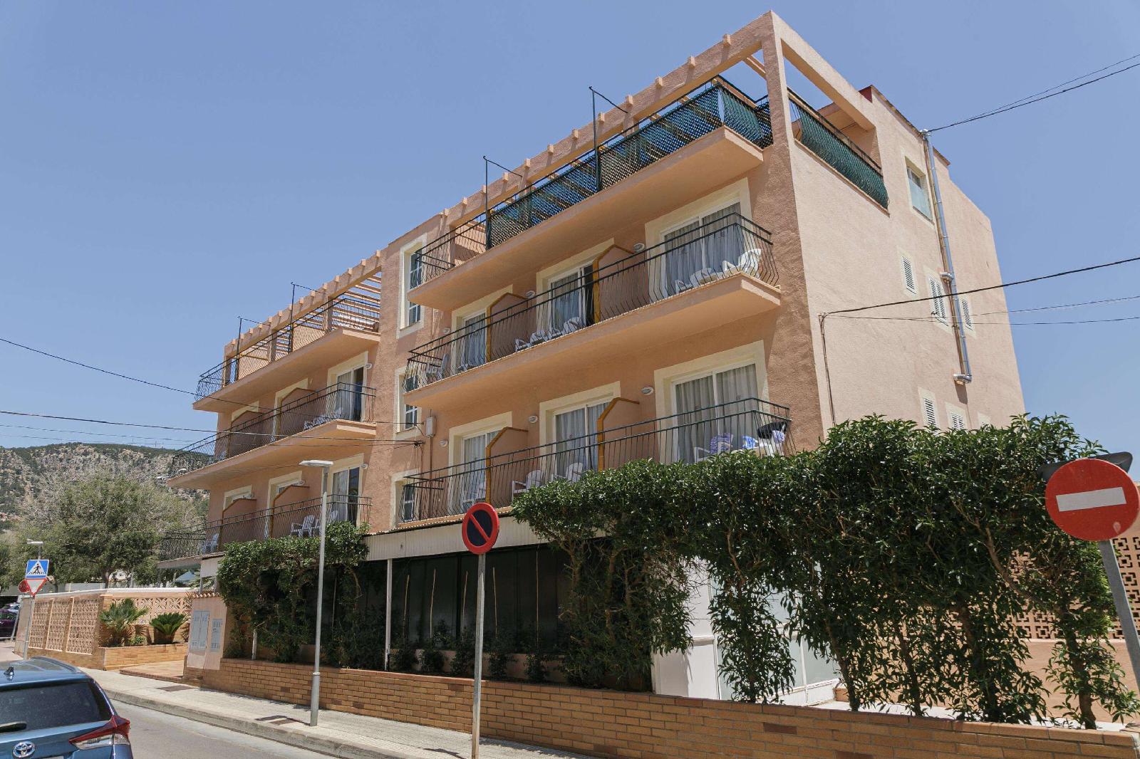 Hotel Gabarda & Gil