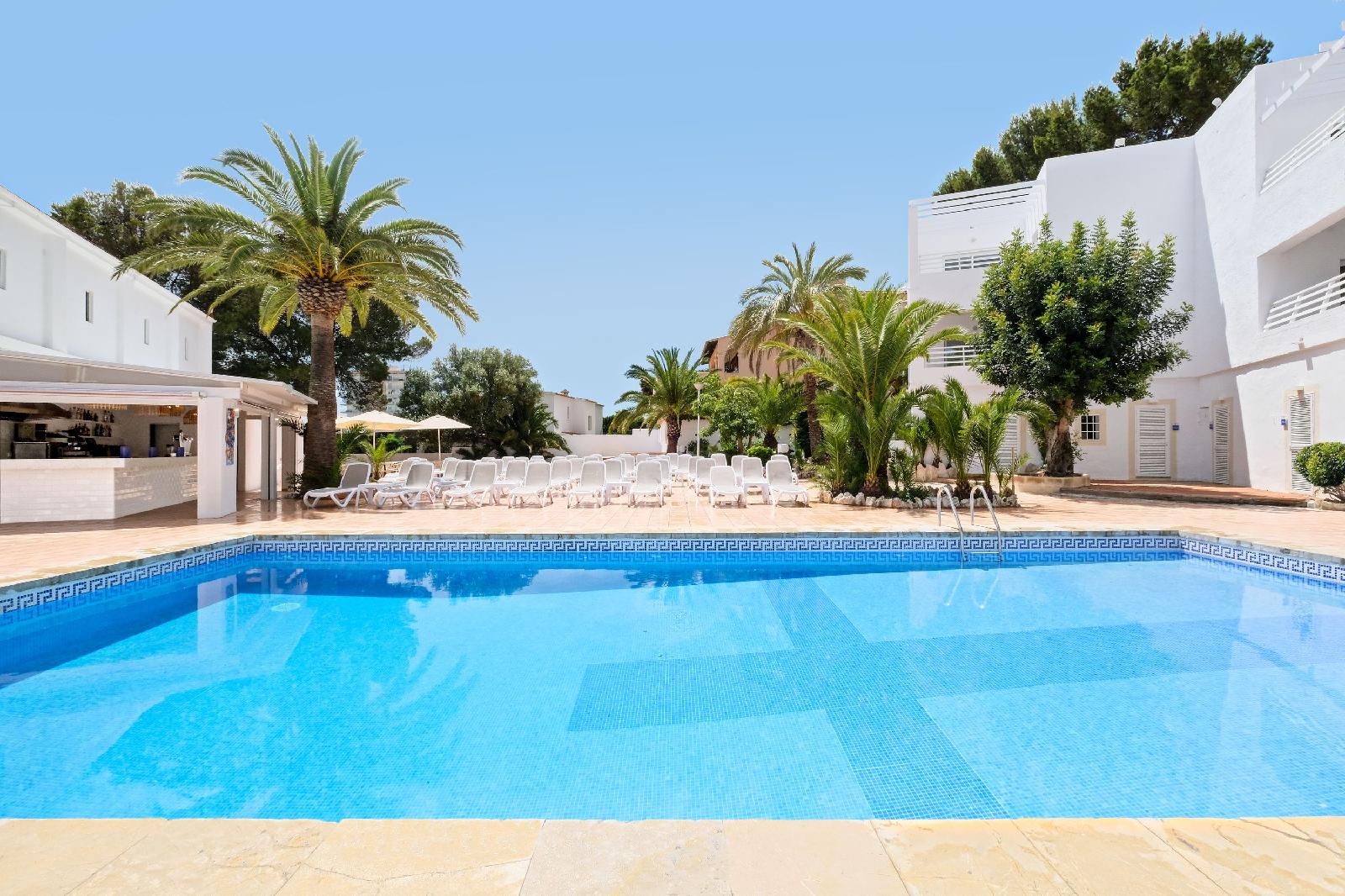Azuline Hotel Palmanova Gardens