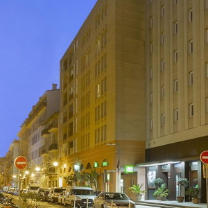 Hotel Ibis Styles Nice Vieux Port cazare Nice