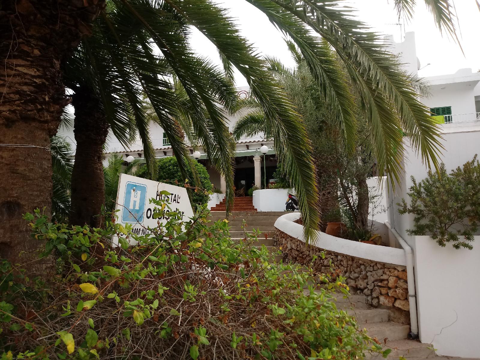 Hotel Hostal Oasis D'or