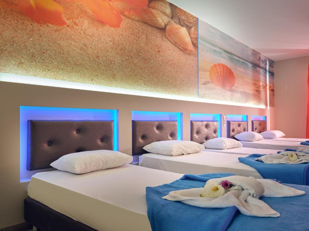 dal travel Savvas Hotel