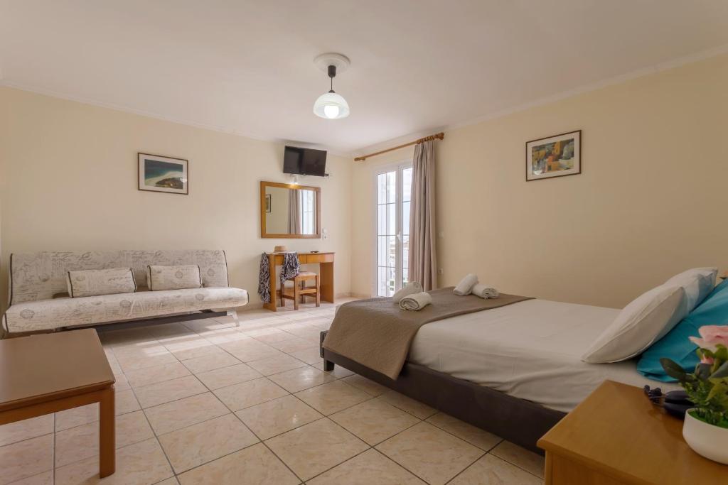 dal travel Laganas Holidays Hotel