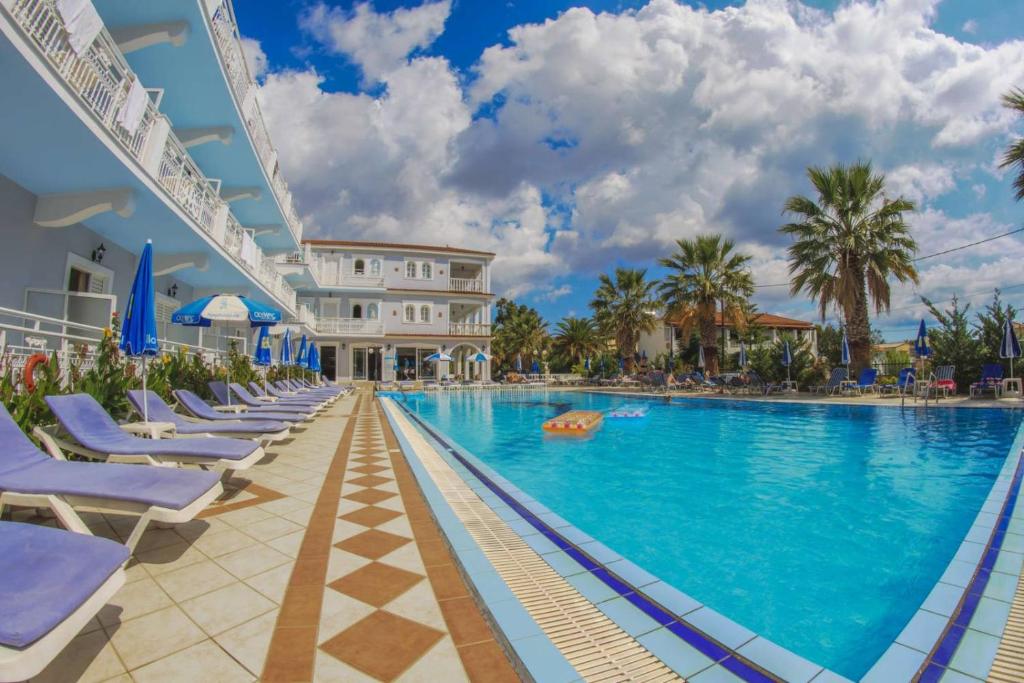 dal travel Laganas Holidays Hotel