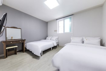 Hotel Js Hotel