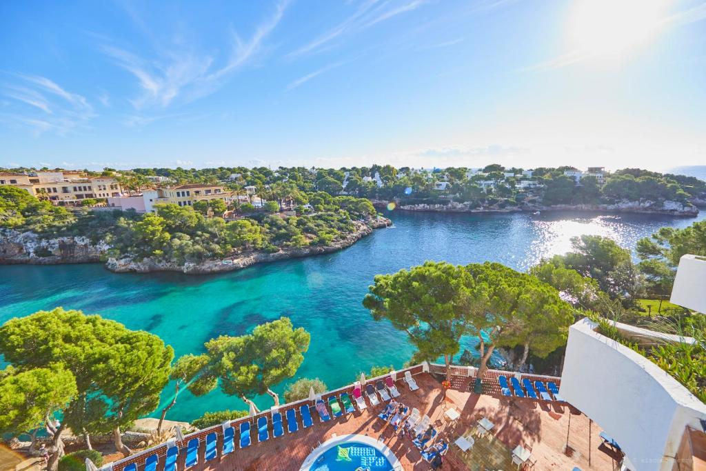 dal travel Cabot Cala Ferrera