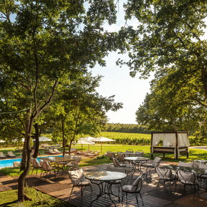 Hotel Meneghetti Wine Hotel & Winery cazare Bale
