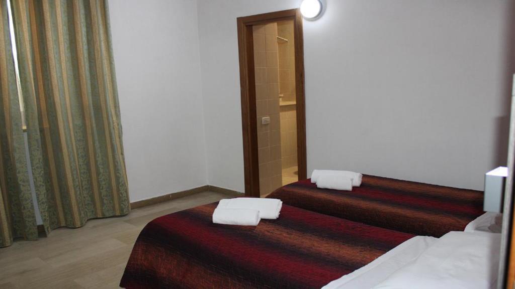 Hotel Center 2