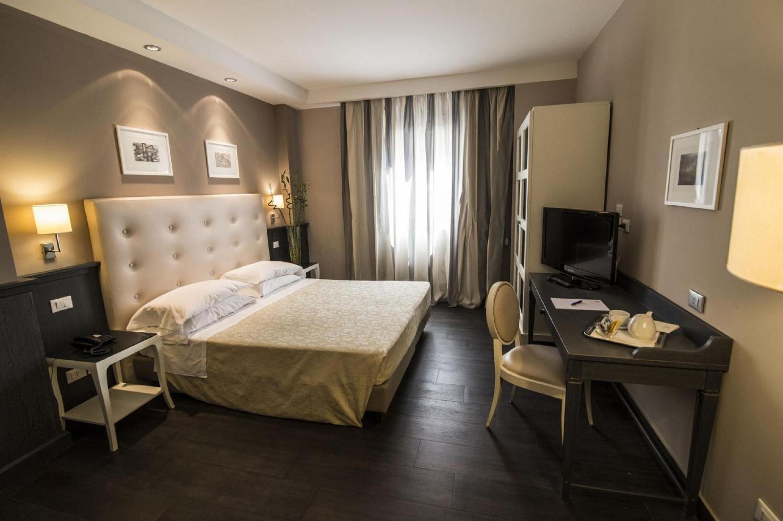 Hotel Mediterraneo