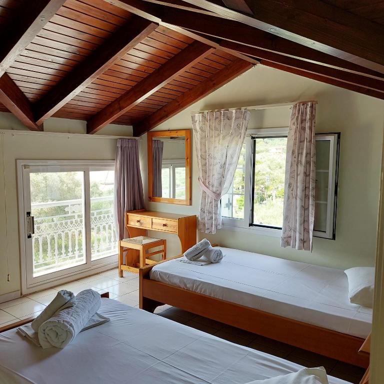 dal travel Sunflower Apartments & Studios