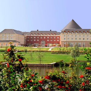 Hotel Grand Magic Hotel cazare Disneyland Paris
