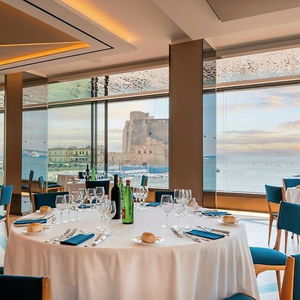 Hotel Royal Continental Hotel Naples cazare Napoli