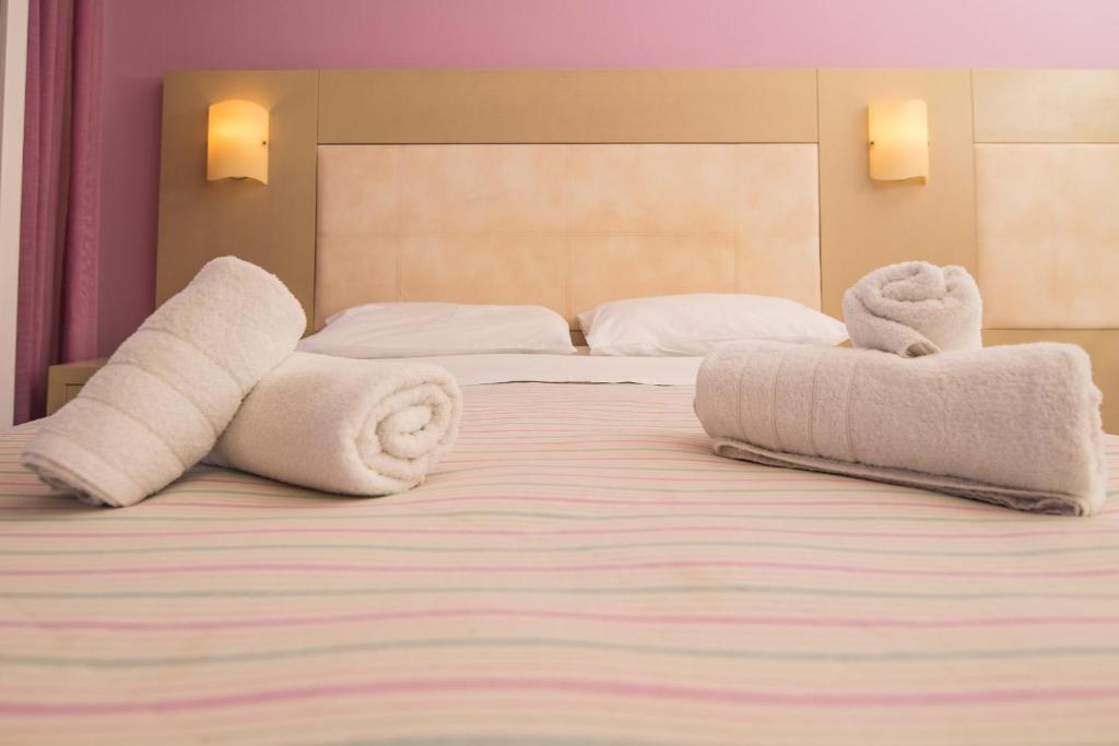 dal travel Porto Koukla Beach Hotel