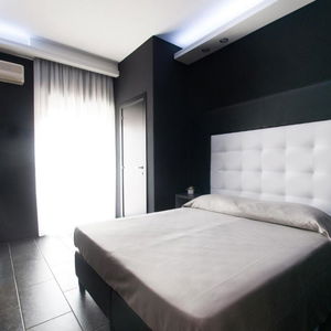 Sejur Fly Boutique Hotel vacanta Napoli