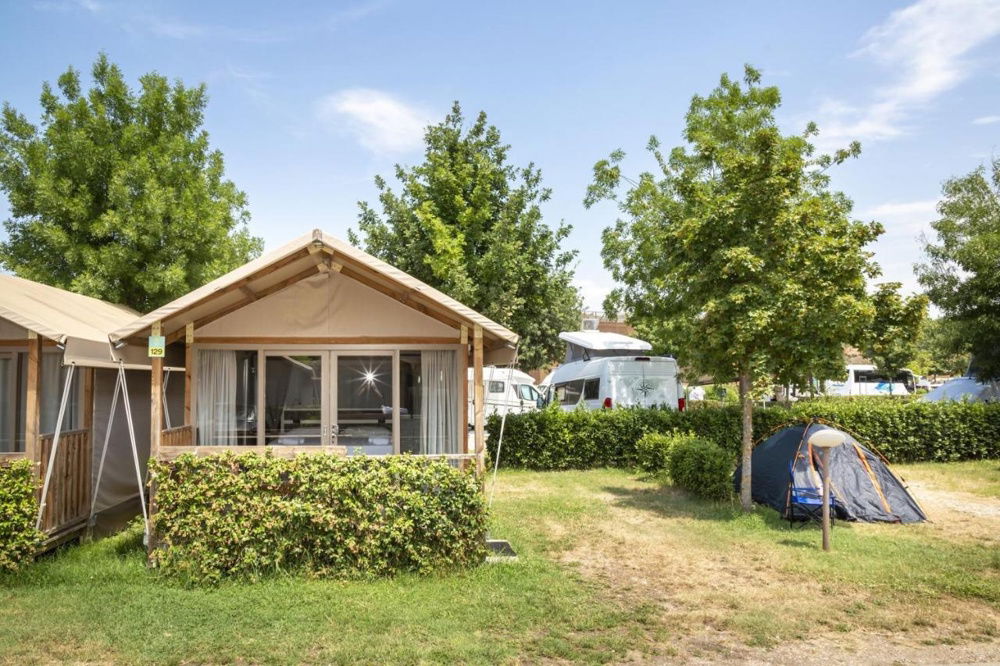 Hotel Hu Venezia Camping In Town