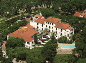 Hotel Hotel El Castell cazare Barcelona