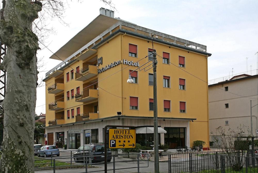 Hotel Ariston