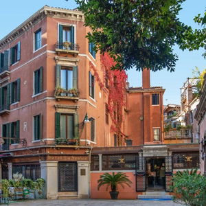 Hotel Hotel La Fenice Et Des Artistes cazare Veneția