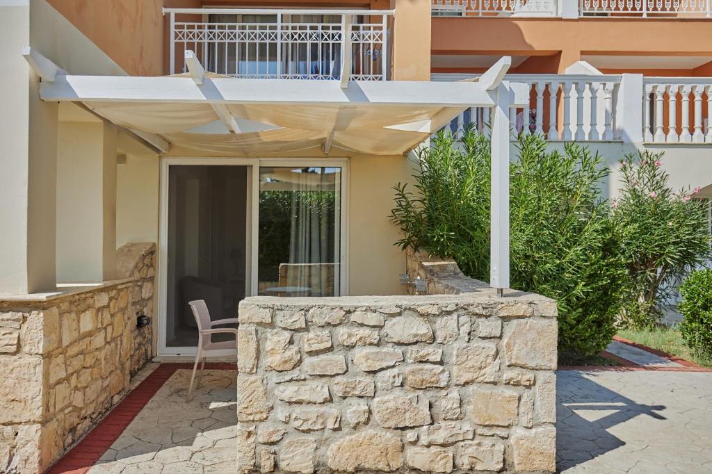 dal travel Gerakas Belvedere Hotel & Spa