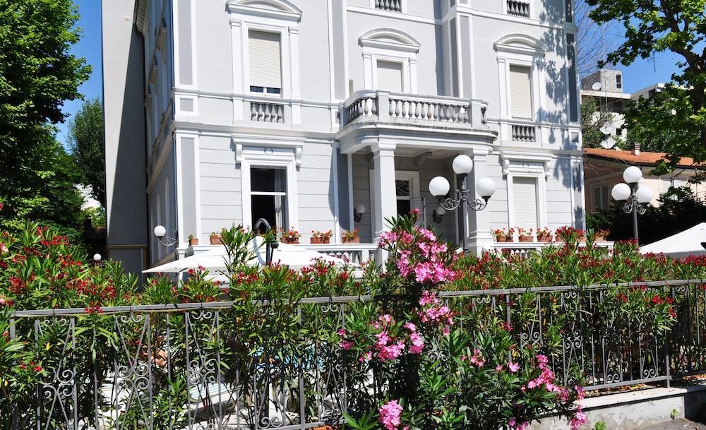 Hotel Esedra Hotel