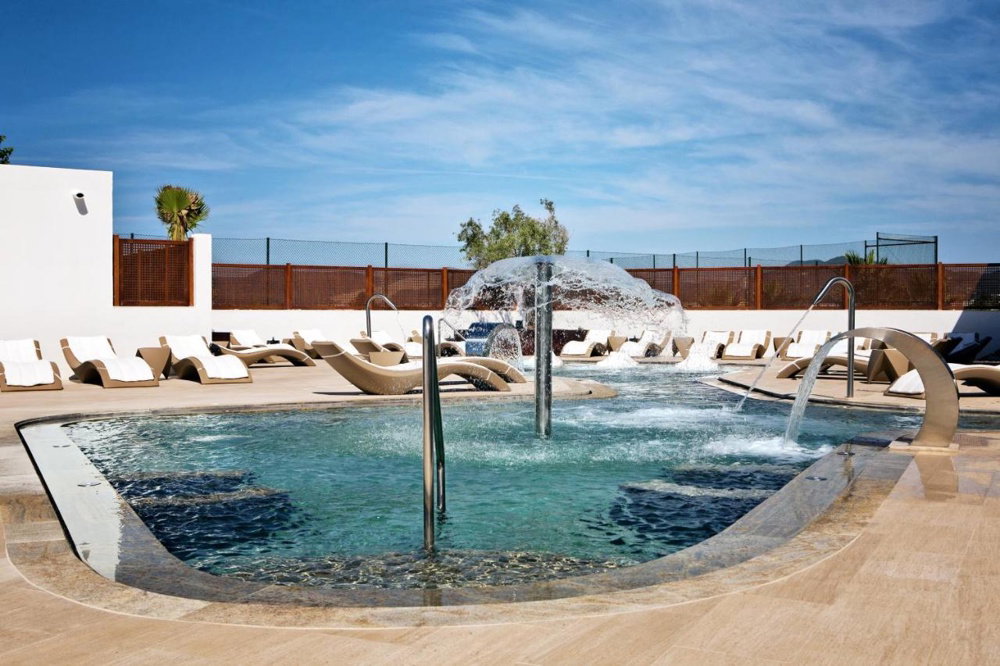 Grand Palladium White Island Resort & Spa