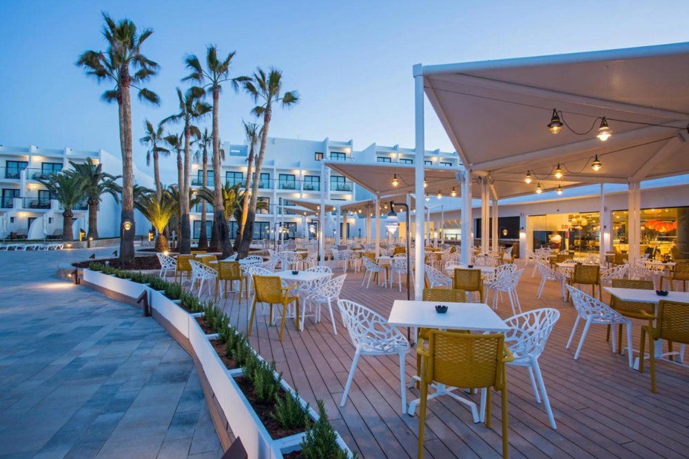 Grand Palladium White Island Resort & Spa