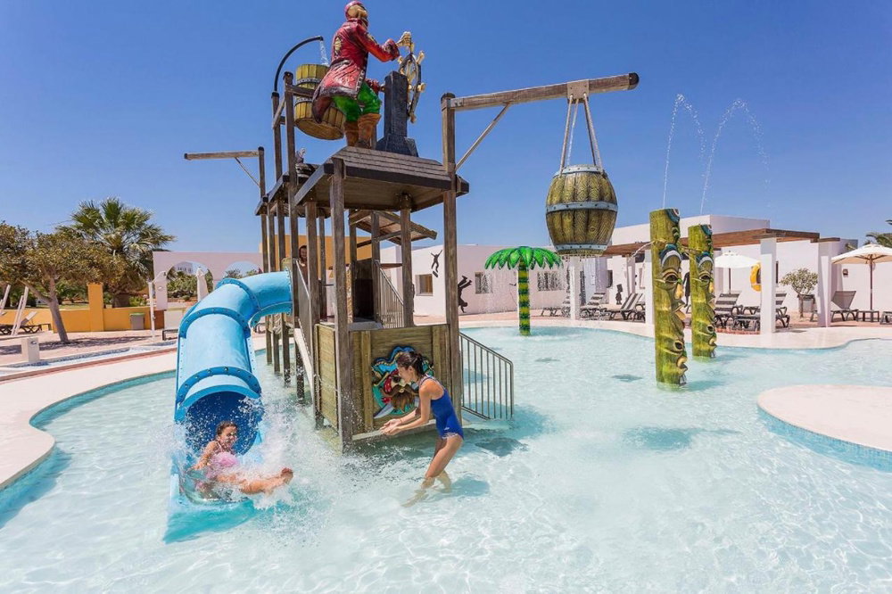 Grand Palladium White Island Resort & Spa