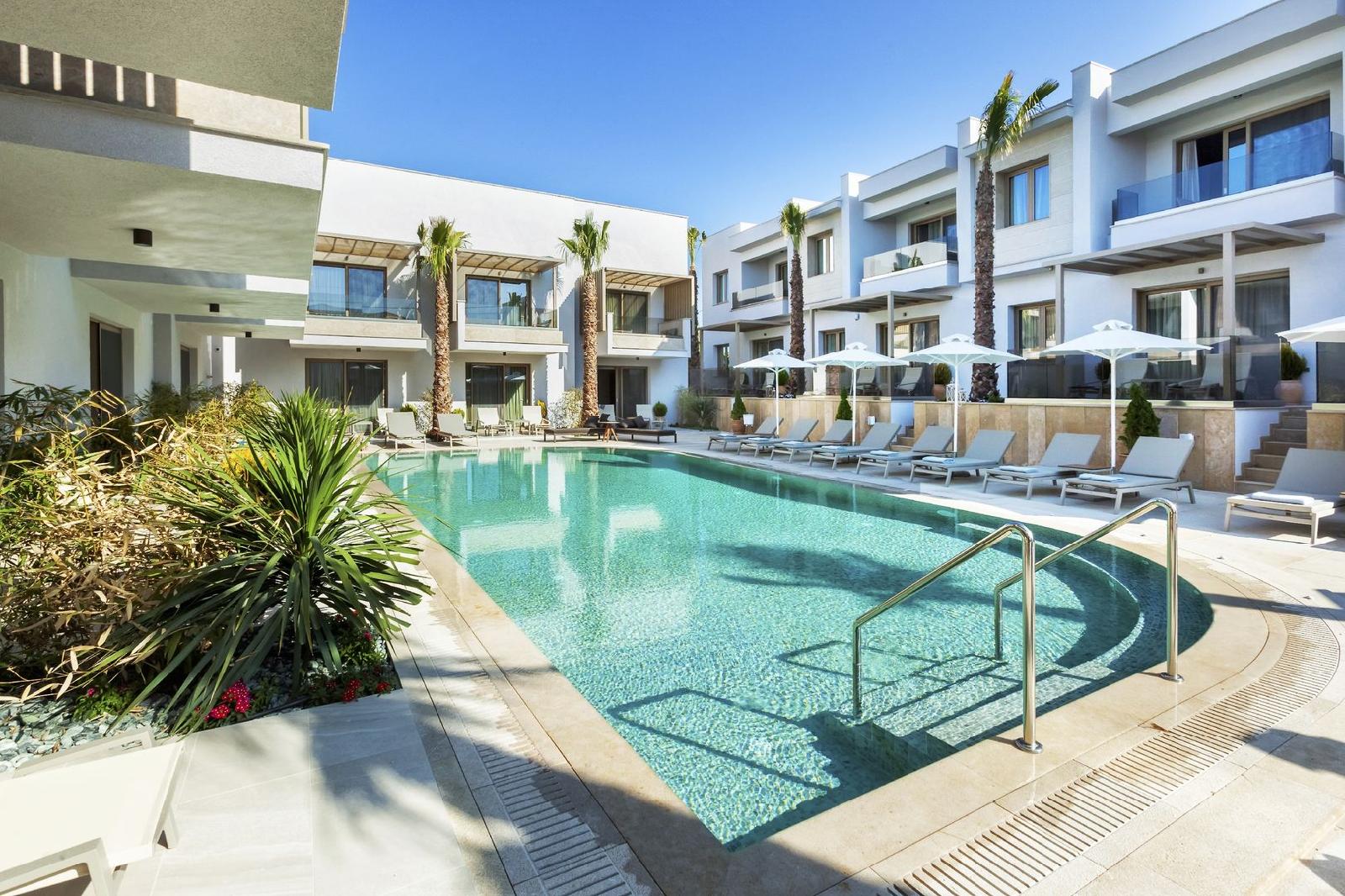 Hotel Pefki Deluxe Residences