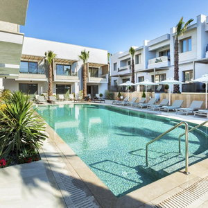 Sejur Pefki Deluxe Residences vacanta Kassandra - Hanioti