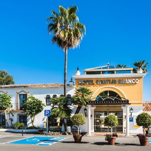 Hotel Globales Cortijo Blanco cazare Marbella
