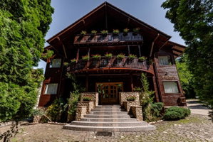 Hotel Vila Zorile cazare Poiana Brasov