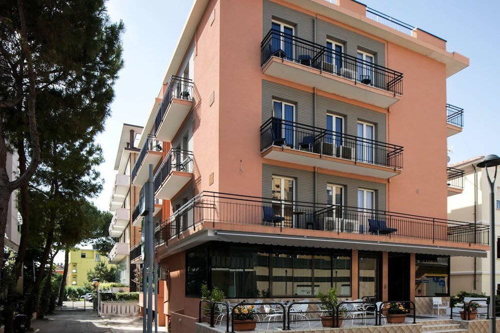 Hotel Hotel Scarlet
