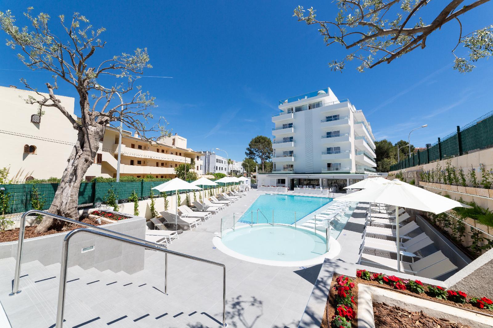 Reverence Life Hotel - Adults Only