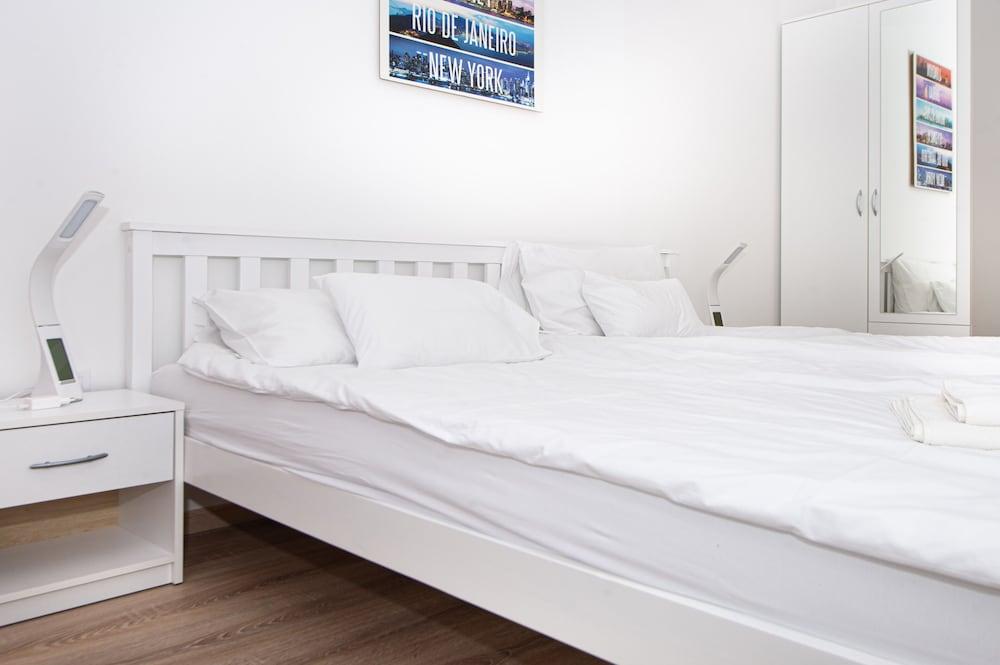 Hotel Waterfront City Apartments By Urbanrent