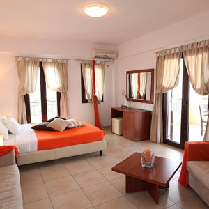 Hotel Berdoussis Hotel cazare Elafonisos