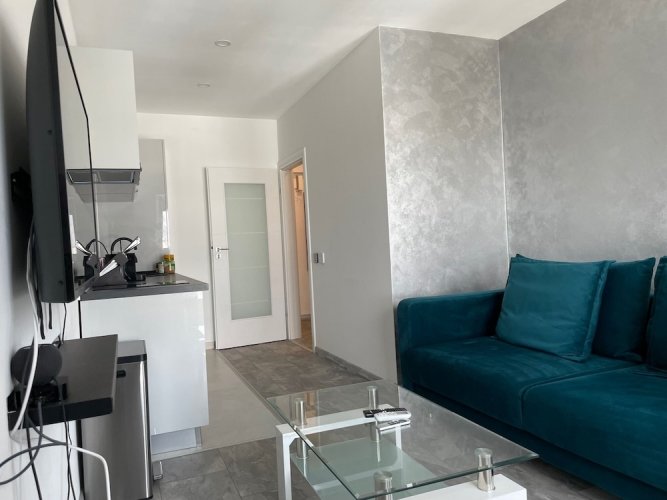 Marvelous 4 Room Penthouse W14-w15