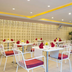 Hotel Chanalai Garden Resort cazare Kata