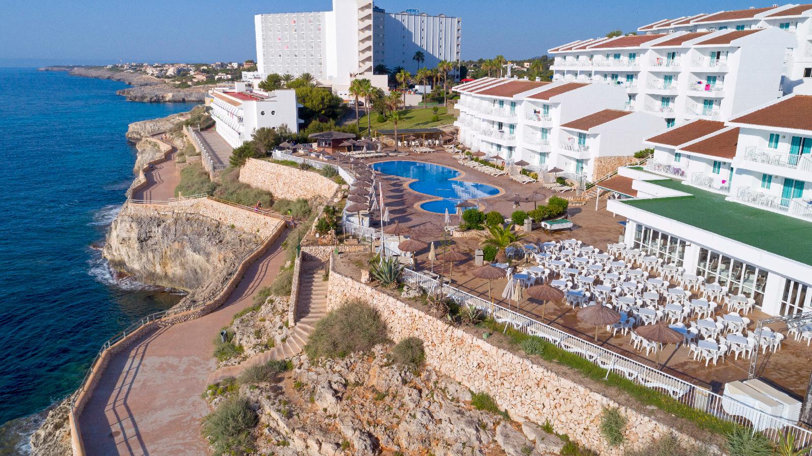 Hotel Aparthotel Hsm Calas Park - All Inclusive