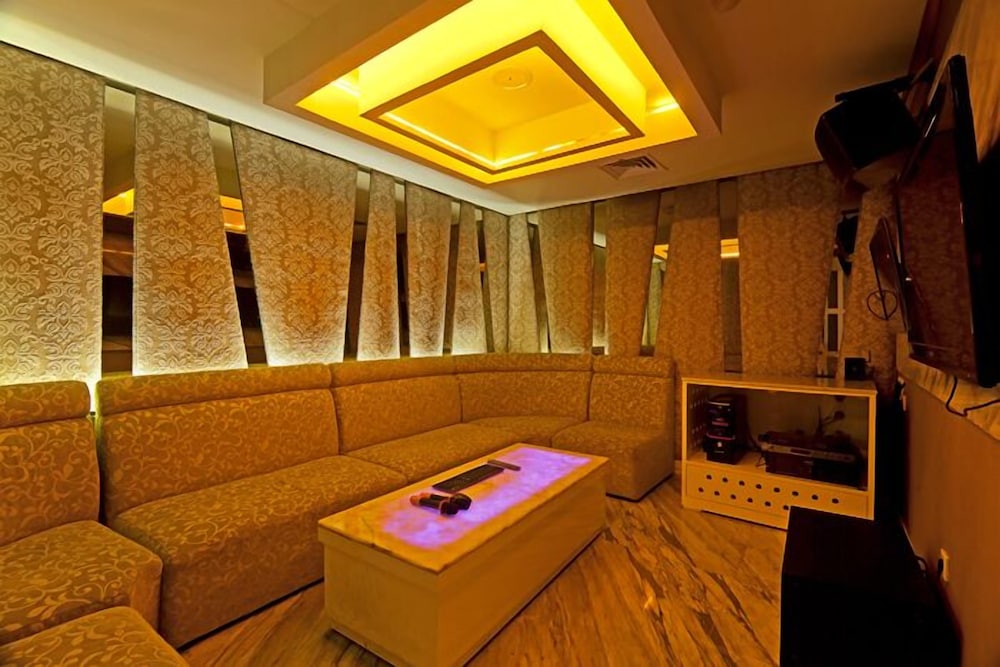 Hotel Redtop