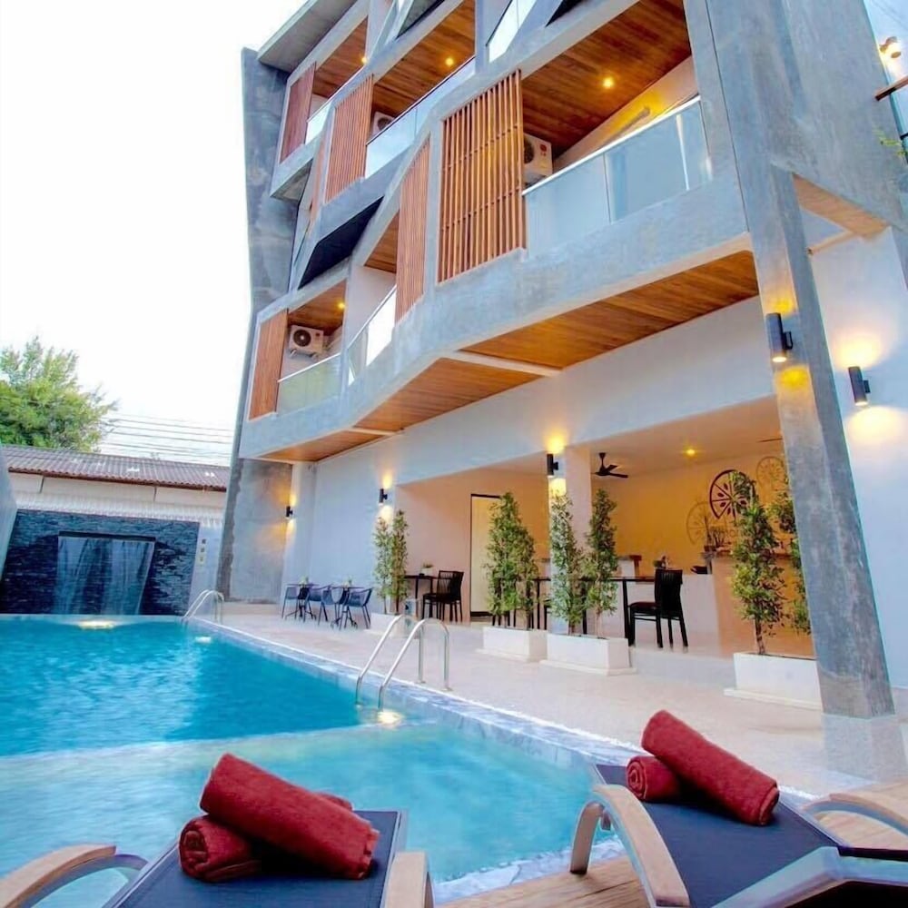 Hotel Lemonade Phuket