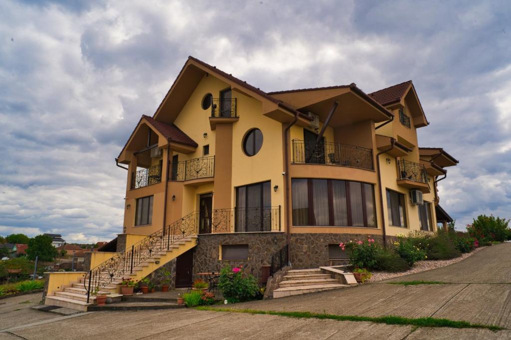 Hotel Pensiunea Neredy