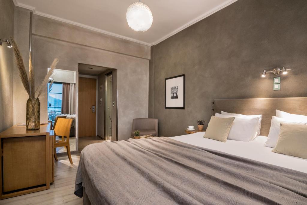 dal travel Phoenix Hotel