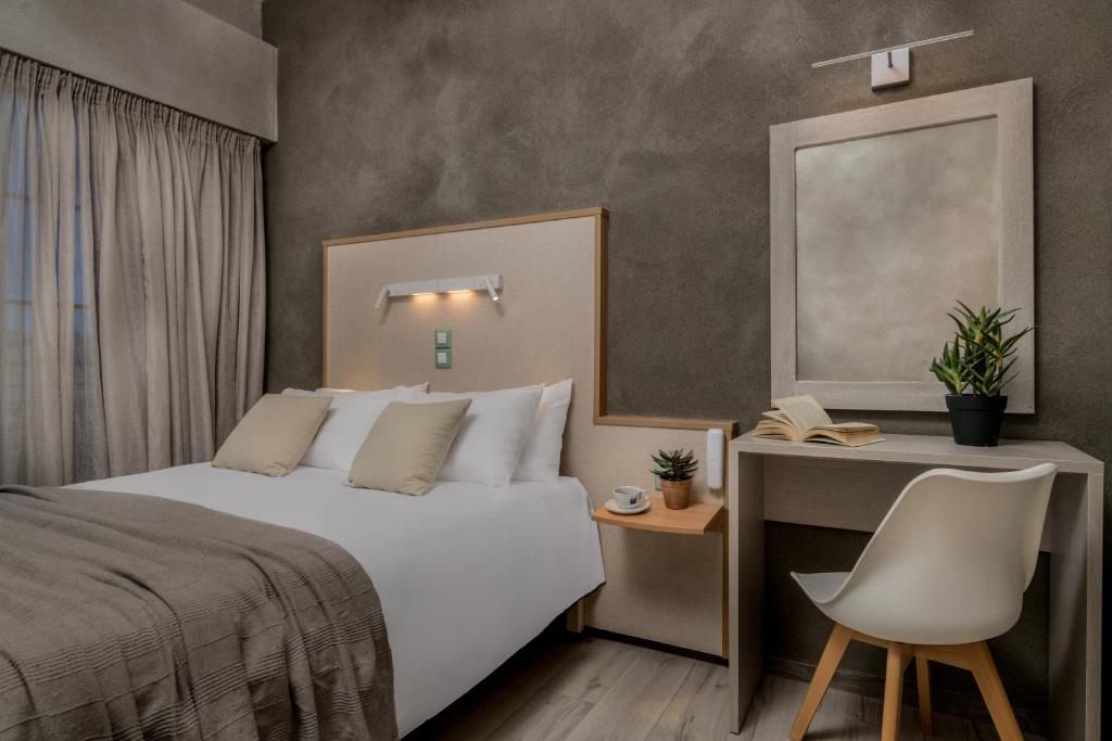 dal travel Phoenix Hotel