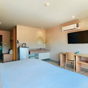 Hotel Recenta Suite Phuket Suanluang cazare Wichit
