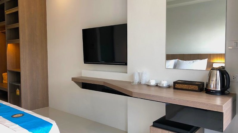 Phoenix Hotel Karon Beach