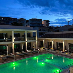 Sejur Mirror Hotel vacanta Polichrono